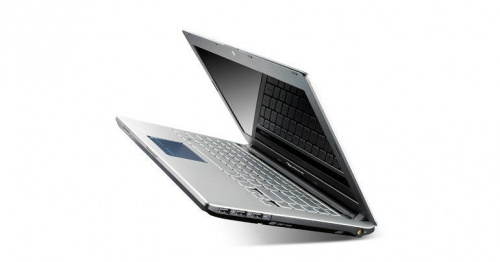 Packard Bell EasyNote X86-JU-100RU вид сбоку