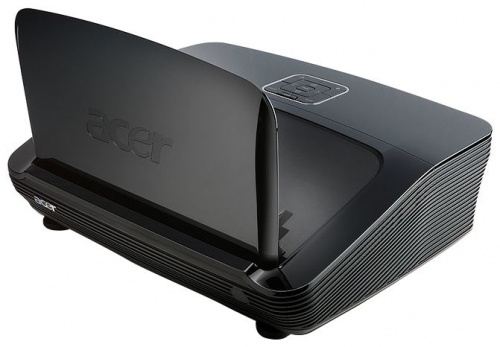 Acer U5200 вид спереди